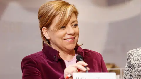 Elena Valenciano en rueda de prensa Elena Valenciano en rueda de prensa