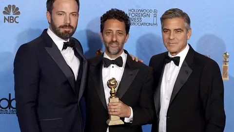 Affleck con los productores de 'Argo' Affleck con los productores de 'Argo'