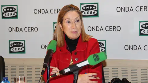 Ana Pastor, ministra de Fomento, en Onda Cero Ana Pastor, ministra de Fomento, en Onda Cero