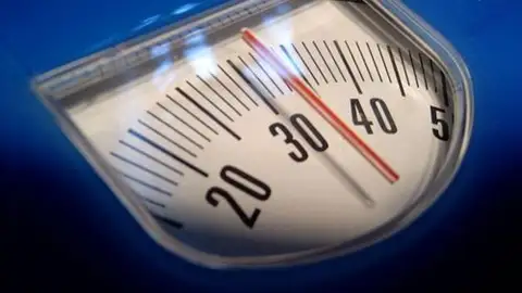 Foto de una báscula Foto de una báscula