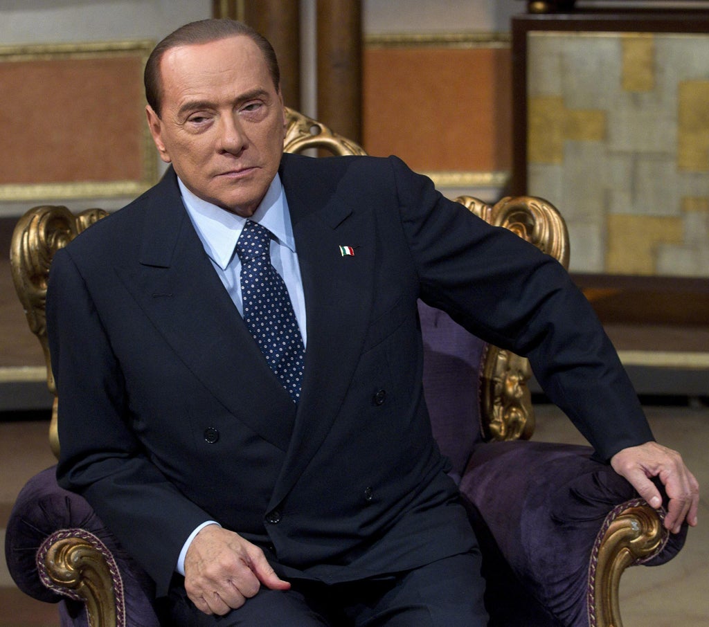 Tea Party con Máximo Pradera: ‘Berlusconi acabará en la cárcel’ Tea Party con Máximo Pradera: ‘Berlusconi acabará en la cárcel’