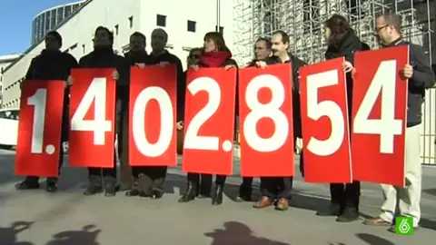 1.402.854 firmas por la dación en pago se quedan fuera 1.402.854 firmas por la dación en pago se quedan fuera