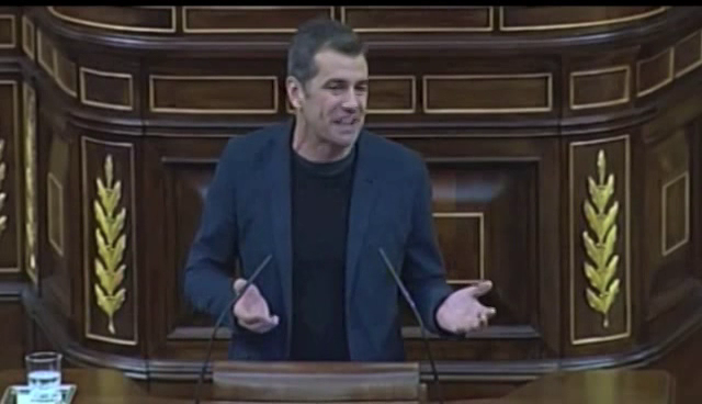 Toni Cantó: "Los animales domésticos son responsabilidad nuestra" Toni Cantó: "Los animales domésticos son responsabilidad nuestra"