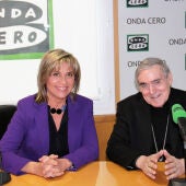Julia Otero con el Cardenal Luis Martínez Sistach