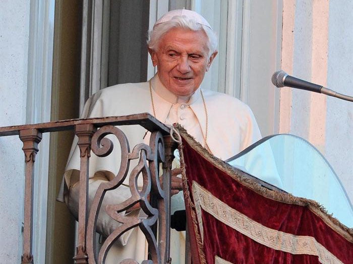 Tertulia: ¿Están claras las razones de la retirada de Benedicto XVI? Tertulia: ¿Están claras las razones de la retirada de Benedicto XVI?