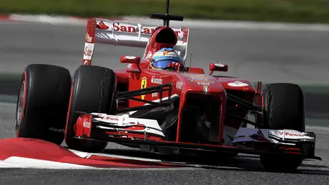 Alonso aprovecha los pianos de Montmeló Alonso aprovecha los pianos de Montmeló