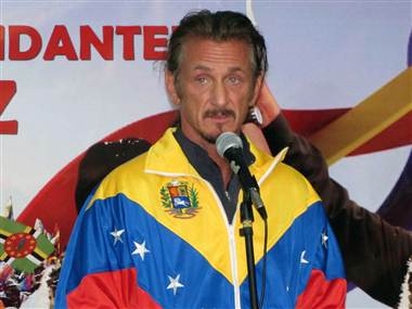 Los 'chavistas' de Hollywood lloran la muerte del líder venezolano Los 'chavistas' de Hollywood lloran la muerte del líder venezolano