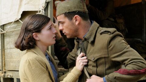 Mar&iacute;a Valverde y Mario Casas en 'La Mula'