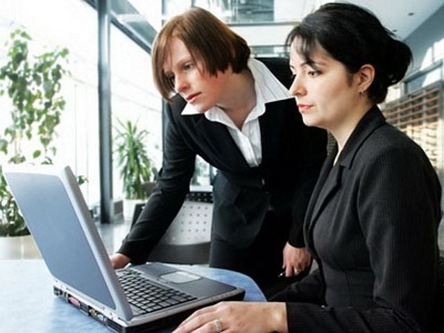 La OIT asegura que la brecha salarial se ha reducido por la crisis por la bajada de los sueldos de los hombres La OIT asegura que la brecha salarial se ha reducido por la crisis por la bajada de los sueldos de los hombres