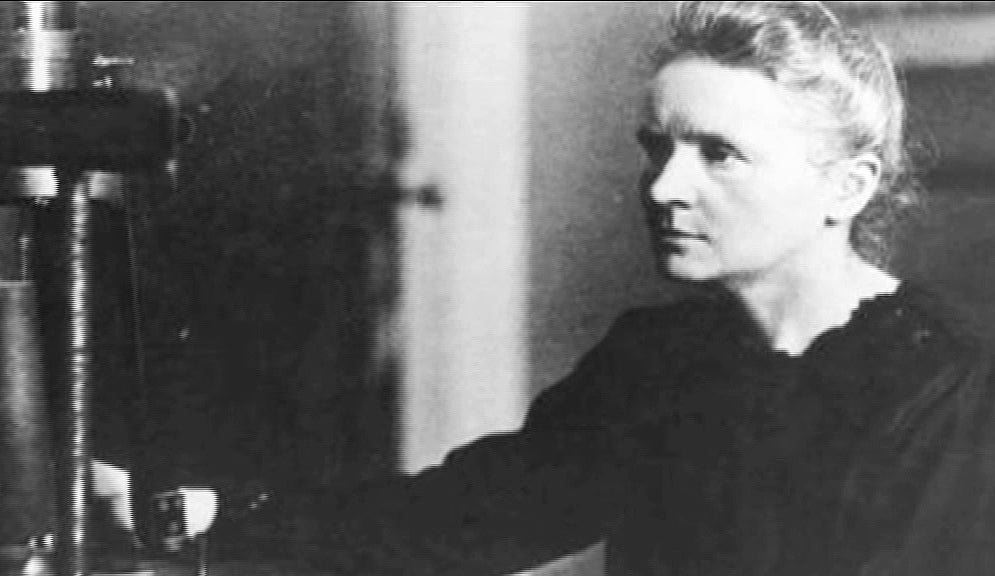 Belén Yuste: "España es uno de los países que más visitó Marie Curie" Belén Yuste: "España es uno de los países que más visitó Marie Curie"