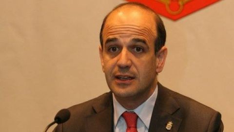 Alberto Catal&aacute;n