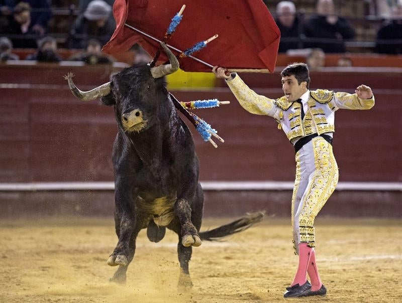 Toros con Pedro Javier Cáceres: "Apoteosis en Gijón" Toros con Pedro Javier Cáceres: "Apoteosis en Gijón"