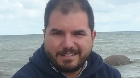 Manuel Moreno de TreceBits Manuel Moreno de TreceBits