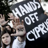 Chipre sale a la calle para protestar