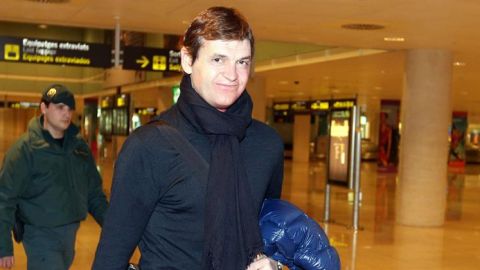 Tito Vilanova llegando a El Prat