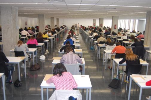 Mesa de redacción: El Rector de la Universidad Rey Juan Carlos, acusado de plagio Mesa de redacción: El Rector de la Universidad Rey Juan Carlos, acusado de plagio