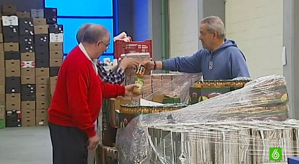 Pamplona en la Onda. El Banco de Alimentos de Navarra necesita 2.000 voluntarios para "La Gran Recogida" en la que quieren obtener 300.000 kilos de alimentos los días 29 y 30 de noviembre Pamplona en la Onda. El Banco de Alimentos de Navarra necesita 2.000 voluntarios para "La Gran Recogida" en la que quieren obtener 300.000 kilos de alimentos los días 29 y 30 de noviembre