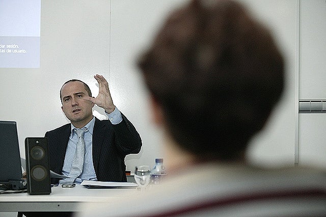 Eduardo Solano, gerente de AGAO: "Esta situación puede llevar a la desaparición de AGAO" Eduardo Solano, gerente de AGAO: "Esta situación puede llevar a la desaparición de AGAO"