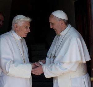 Benedicto XVI y Francisco, en El Vaticano Benedicto XVI y Francisco, en El Vaticano