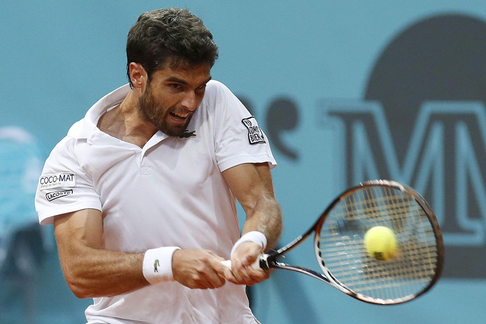 El tenista Pablo Andújar promociona la marca Cuenca: "Ver el paraje natural que rodea al Casco Antiguo de la capital es algo que no se ve en muchos sitios" El tenista Pablo Andújar promociona la marca Cuenca: "Ver el paraje natural que rodea al Casco Antiguo de la capital es algo que no se ve en muchos sitios"