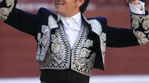 Diego Ventura sali&oacute; por la puerta grande de las Ventas