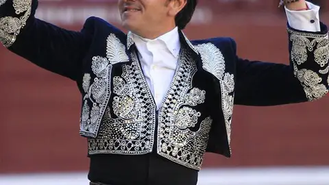Diego Ventura salió por la puerta grande de las Ventas Diego Ventura salió por la puerta grande de las Ventas