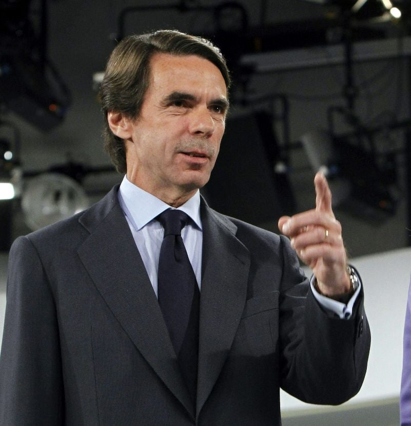 La mirada de Vallés: Aznar recula La mirada de Vallés: Aznar recula