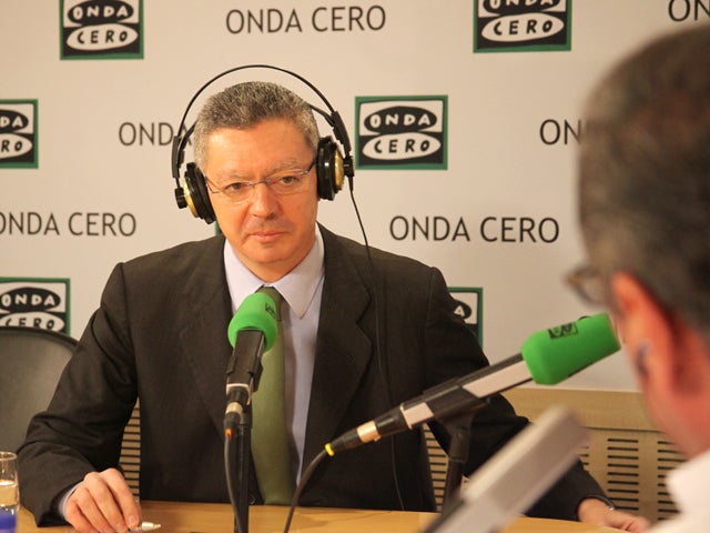 Gallardón sobre la reforma de la ley del aborto: "Lo que es regresión es abandonar la Constitución" Gallardón sobre la reforma de la ley del aborto: "Lo que es regresión es abandonar la Constitución"