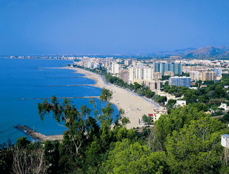 Benicàssim bonificará hasta un 90% el IBI de las familias numerosas Benicàssim bonificará hasta un 90% el IBI de las familias numerosas