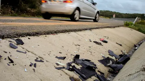 Lugar de un accidente de moto en una carretera española