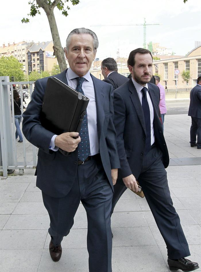 La mirada de Vallés: España, a la caza y captura La mirada de Vallés: España, a la caza y captura