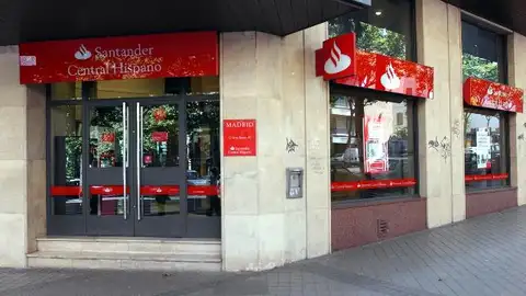 Una sucursal del banco Santander Una sucursal del banco Santander