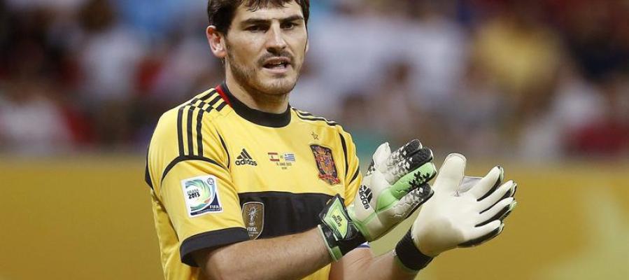 Iker Casillas recupera sensaciones de titular gracias a la selección española Iker Casillas recupera sensaciones de titular gracias a la selección española