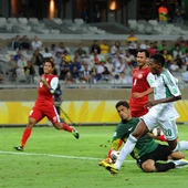 Nnamdi Oduamadi anota un gol ante Tahití Nnamdi Oduamadi anota un gol ante Tahití
