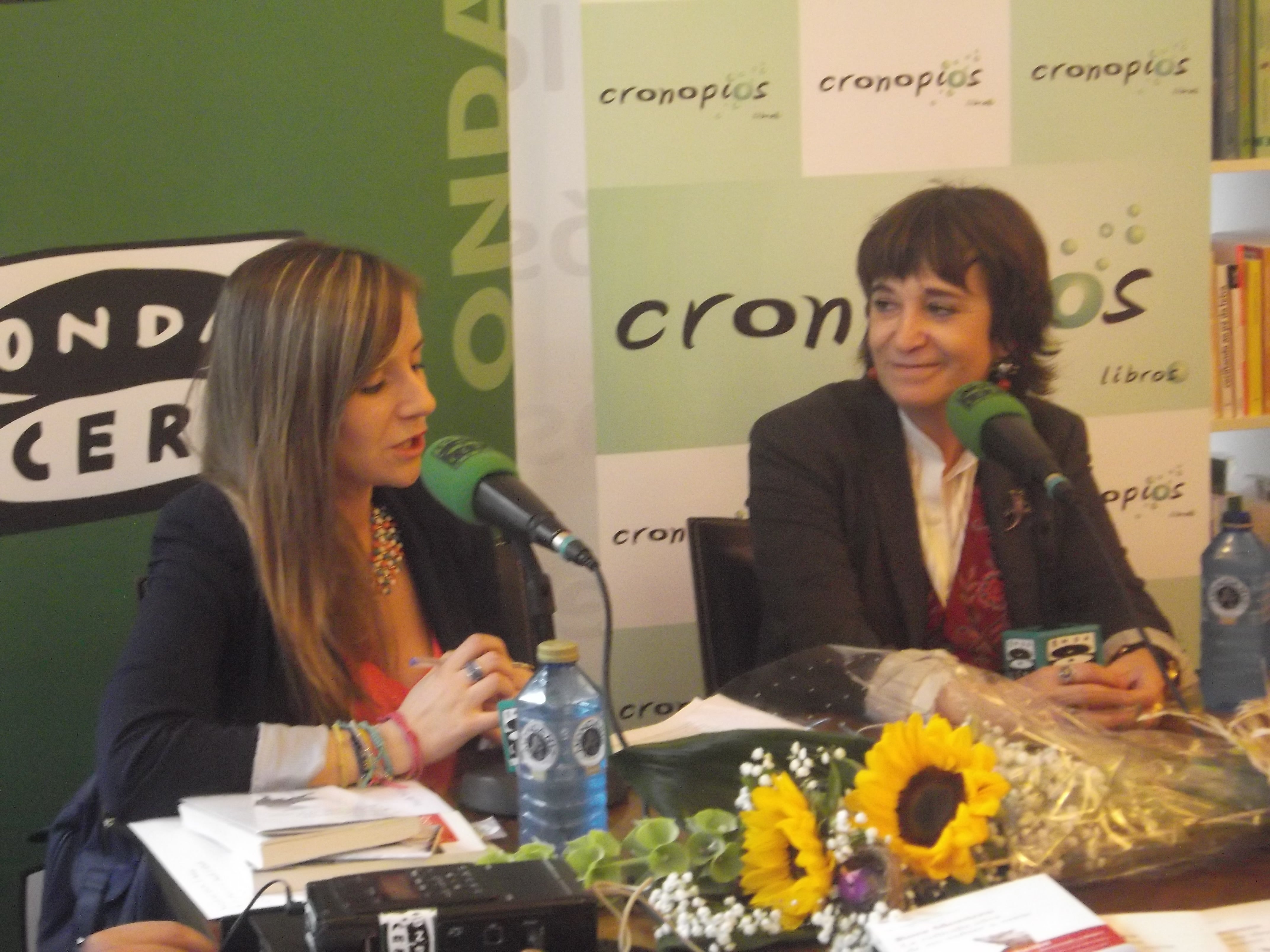 Rosa Montero nos presenta "La ridícula idea de no volver a verte" Rosa Montero nos presenta "La ridícula idea de no volver a verte"