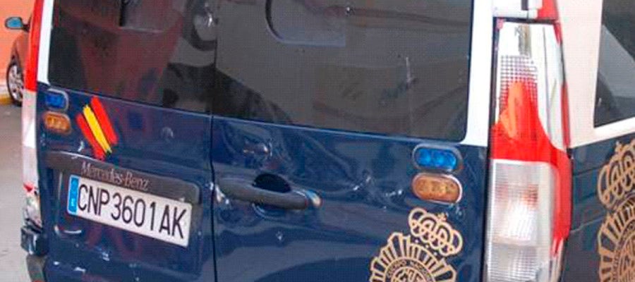 Un furgón de la Policía Nacional Un furgón de la Policía Nacional