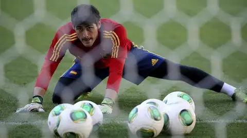 Iker Casillas durante el entrenamiento del equipo Iker Casillas durante el entrenamiento del equipo