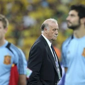 Vicente del Bosque, pensativo tras la derrota ante Brasil Vicente del Bosque, pensativo tras la derrota ante Brasil