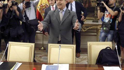 Jos&eacute; Ignacio Wert y periodistas