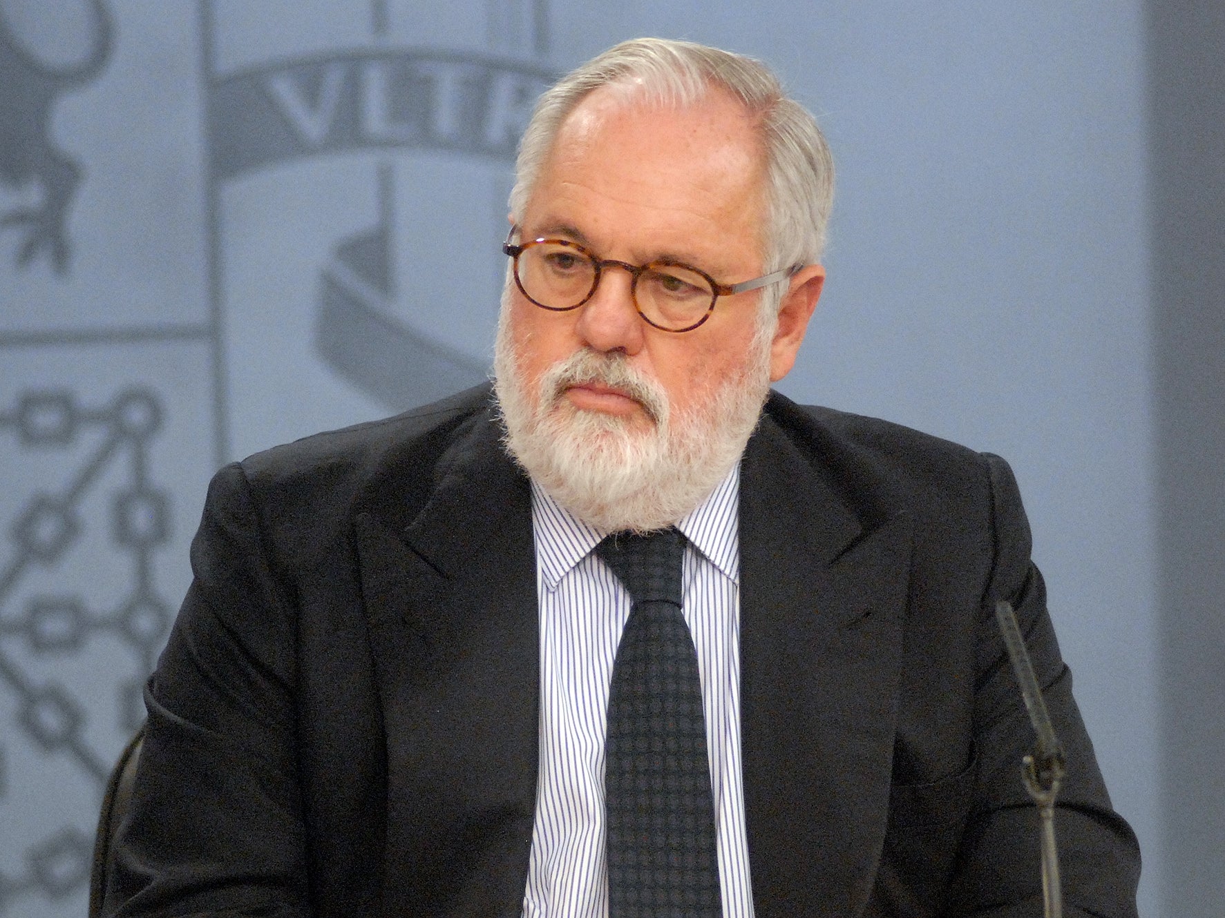 Miguel Arias Cañete: ‘El Gobierno quiere que se cumpla escrupulosamente la ley en Gibraltar’ Miguel Arias Cañete: ‘El Gobierno quiere que se cumpla escrupulosamente la ley en Gibraltar’