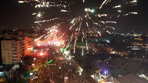 Fuegos artificiales estallan arriba del Palacio Presidencial en El Cairo Fuegos artificiales estallan arriba del Palacio Presidencial en El Cairo
