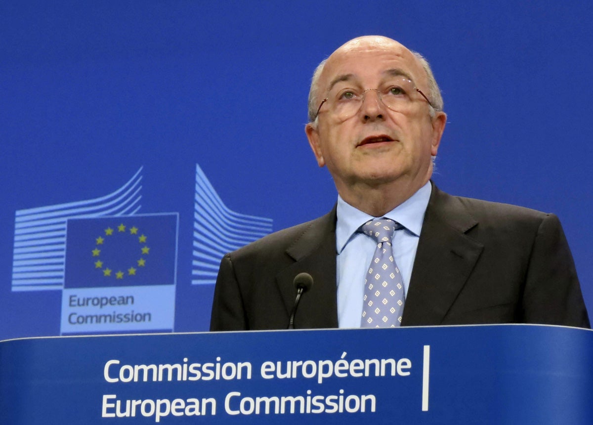 La brújula de la economía: Almunia insiste en la devolución de las ayudas de los astilleros La brújula de la economía: Almunia insiste en la devolución de las ayudas de los astilleros