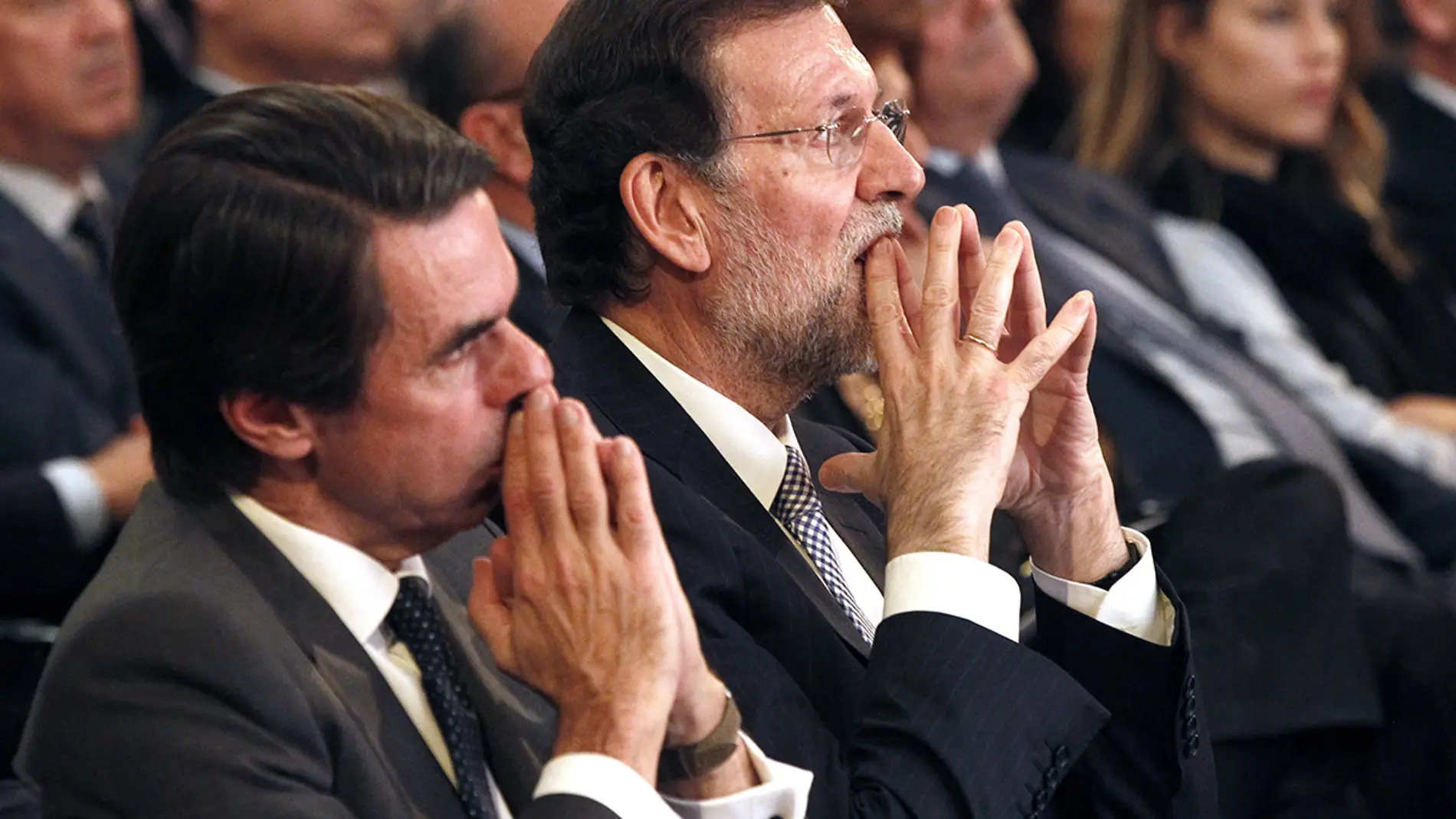 Aznar y Rajoy durante la entrega del Premio FAES a la Libertad