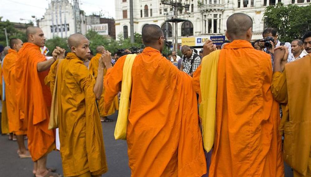 Monjes budistas