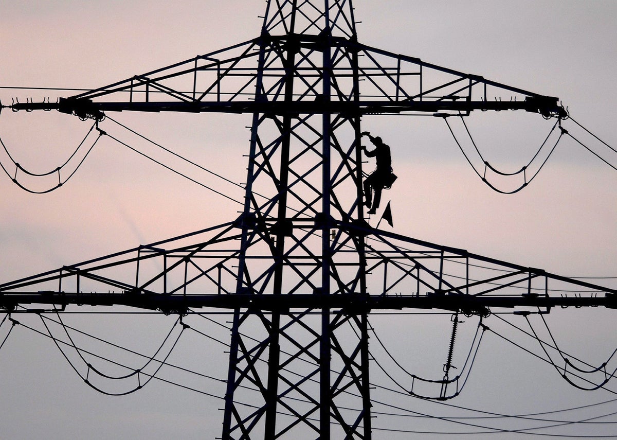 La factura de la luz de abril registra la mayor subida de la historia impulsada por los precios del CO2 La factura de la luz de abril registra la mayor subida de la historia impulsada por los precios del CO2