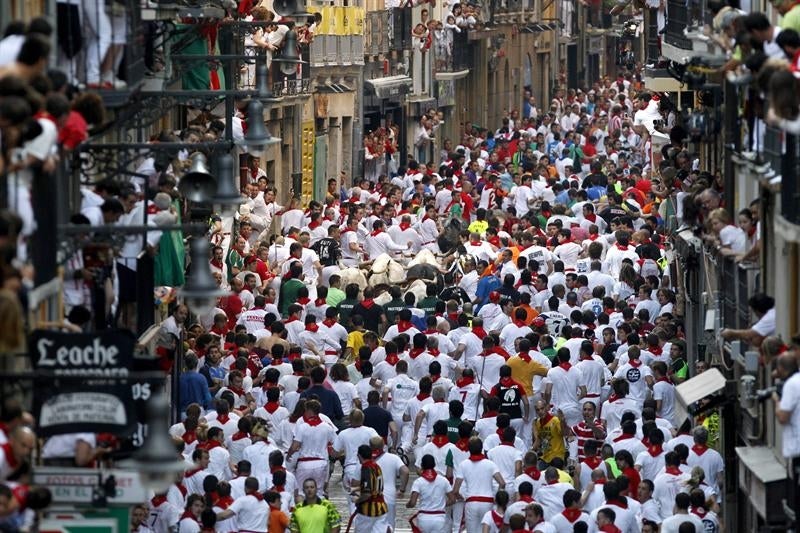 Abusan sexualmente de una joven de 19 años en pleno San Fermín Abusan sexualmente de una joven de 19 años en pleno San Fermín