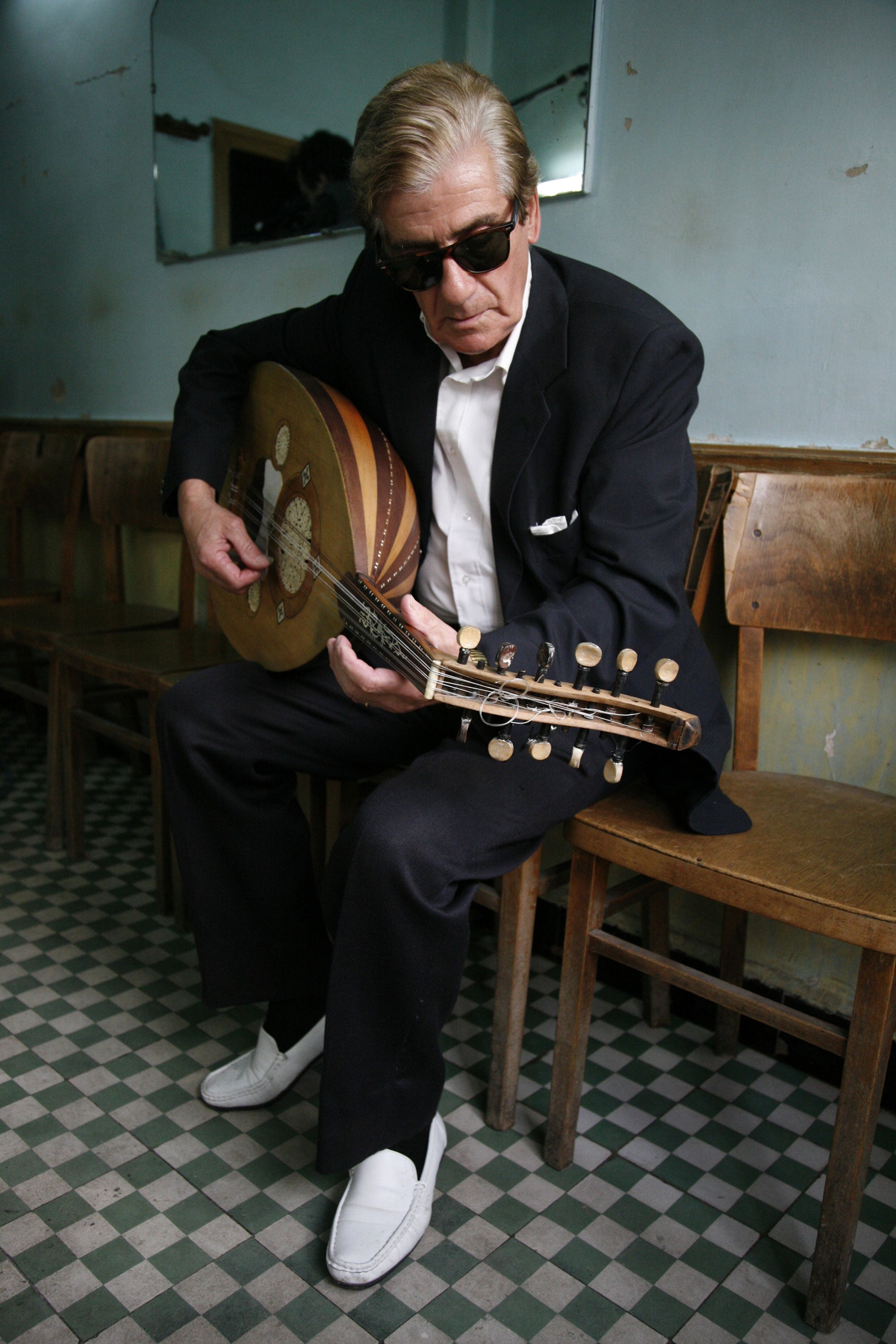 El cierre: 'El gusto', la historia les ha separado, la música les ha unido El cierre: 'El gusto', la historia les ha separado, la música les ha unido