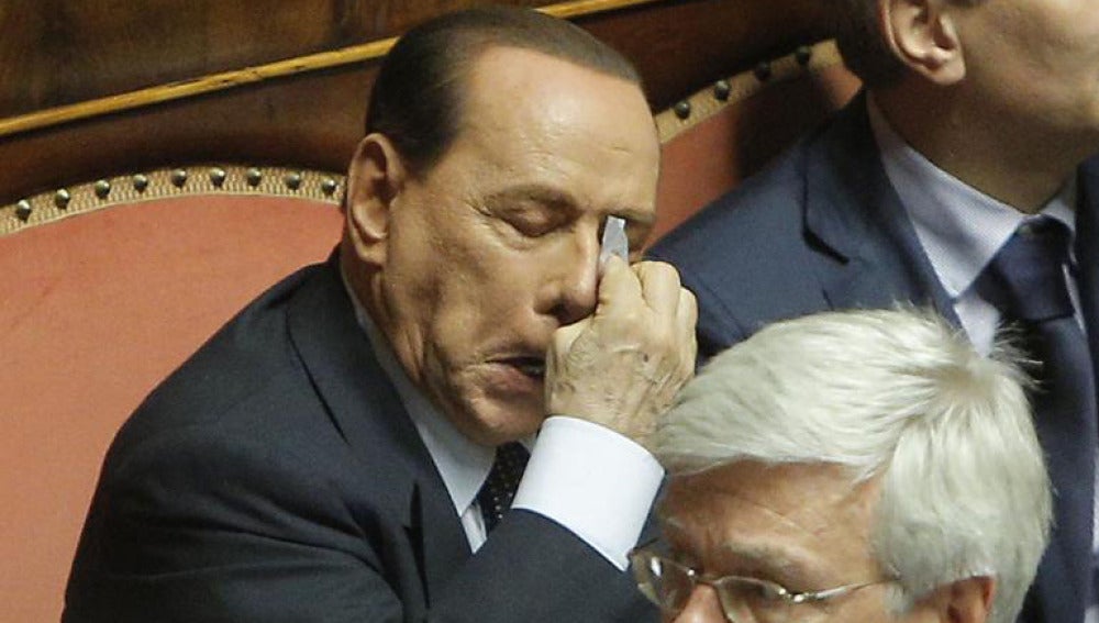 Silvio Berlusconi durante la moción de censura contra el ministro italiano de Interior