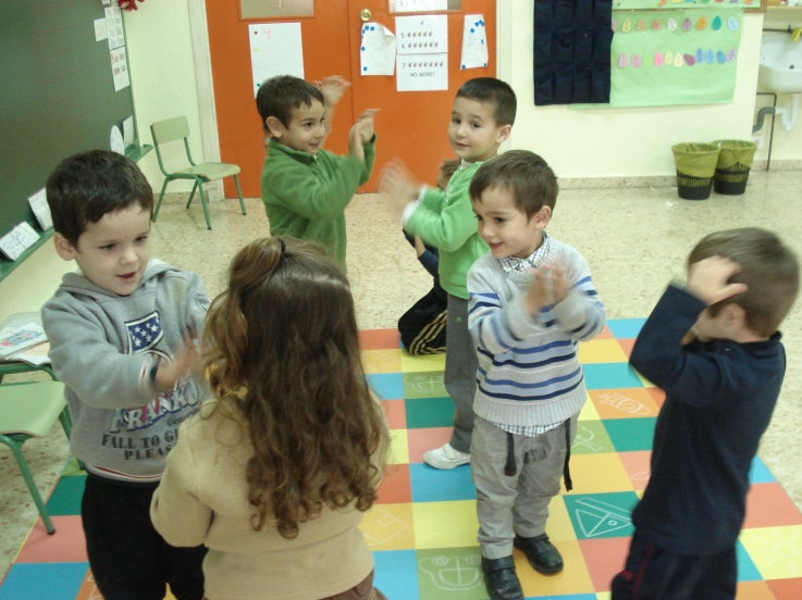 Encantados de recibir "a nuevos amigos" Encantados de recibir "a nuevos amigos"