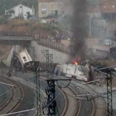 El Alvia descarrilado en Santiago